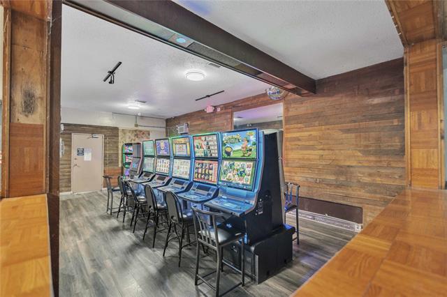 Commercial Sale in Stony Mountain 5