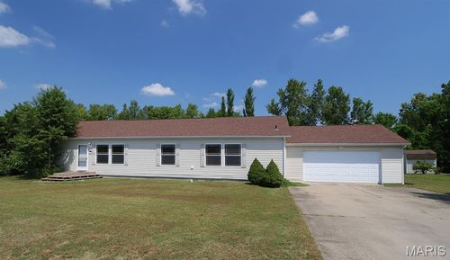 321 Sunset Dr, Sparta, IL, 62286-1031 | Card Image
