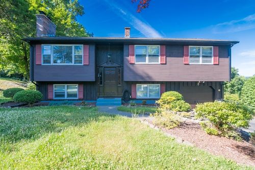 45 Skyline Dr, Westfield, MA, 01085-1069 | Card Image