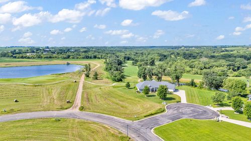 243 Cottonwood Cv, Lynd, MN, 56157-1169 | Card Image