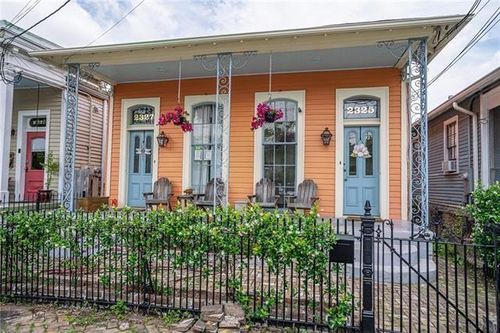 2325 Laurel St, New Orleans, LA, 70130-5507 | Card Image