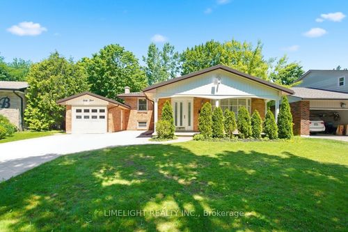 43 Cumberland Cres, London, ON, N5X1B7 | Card Image