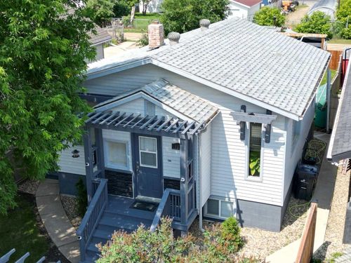 9618 95 Avenue, Peace River, AB, T8S1H9 | Card Image