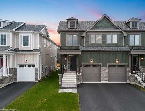 123 Courtland St, The Blue Mountains, ON, L9Y5L8 | Card Image