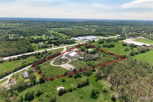30841 Old Highway 5, Lebanon, MO, 65536-8347 | Card Image
