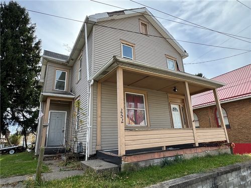 252 Catalpa St, Arnold, PA, 15068-5649 | Card Image