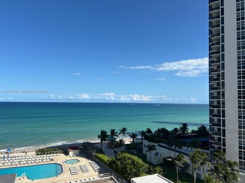 747-19201 Collins Ave, Sunny Isles Beach, FL, 33160-2202 | Card Image