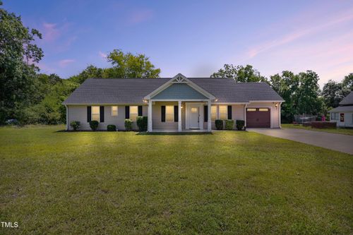 107 Oakland Ave, Broadway, NC, 27505-9690 | Card Image