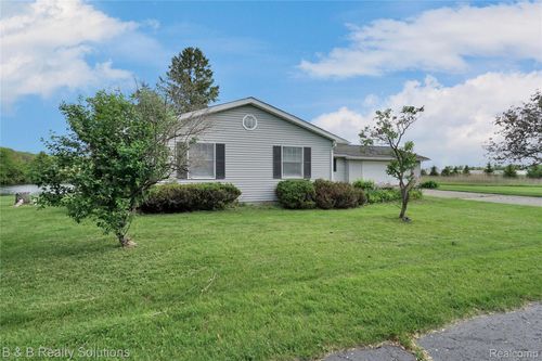 382 Turrill Rd, Lapeer, MI, 48446-3715 | Card Image