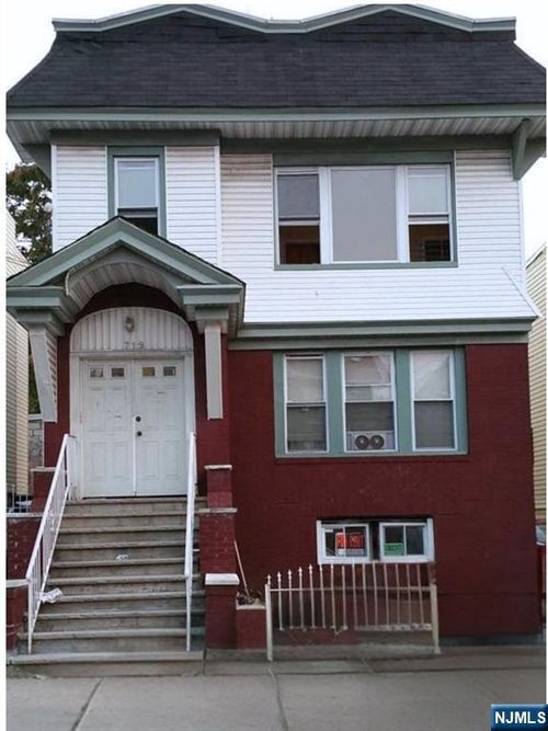 719 18th Ave, Irvington, NJ, 07111-5174 | Card Image