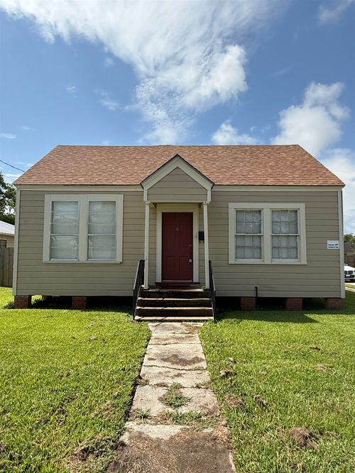 410 E Elgie St, Beaumont, TX, 77705-2543 | Card Image
