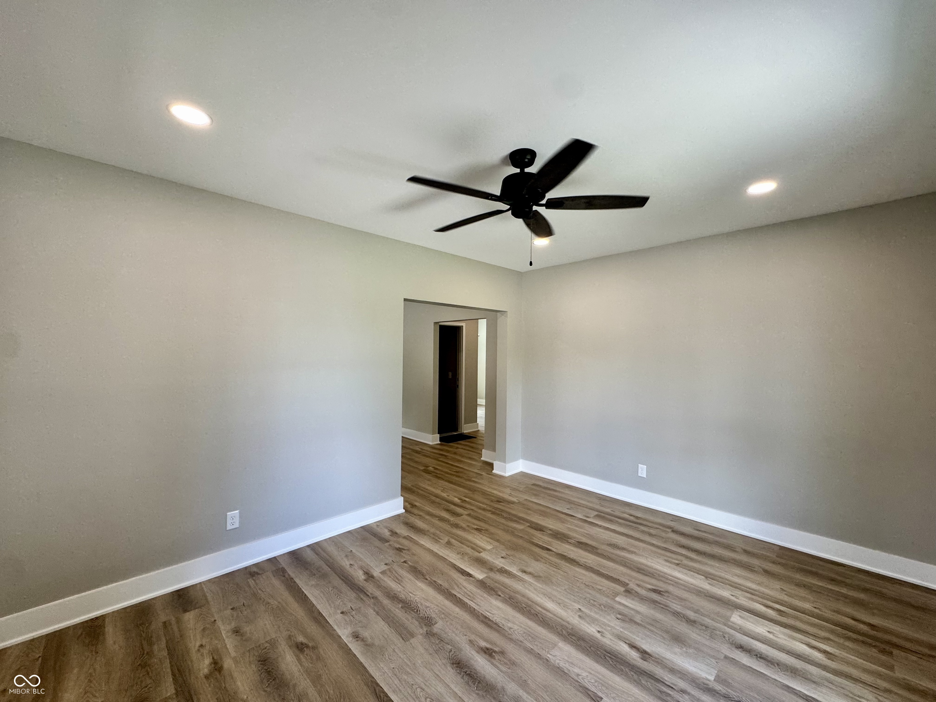 Residential in Cloverdale 4
