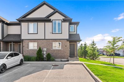 40 - 7768 Ascot Cir, Condo with 3 bedrooms, 3 bathrooms and 1 parking in Niagara Falls ON | Image 2