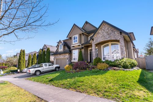 18876 53b Ave, Surrey, BC, V3S2K2 | Card Image