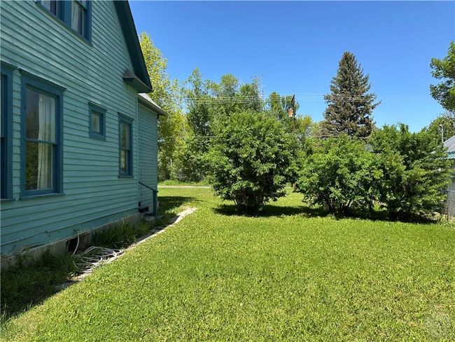 44 E 2 Nd Ave N, House other with 5 bedrooms, 2 bathrooms and null parking in Columbus MT | Image 30