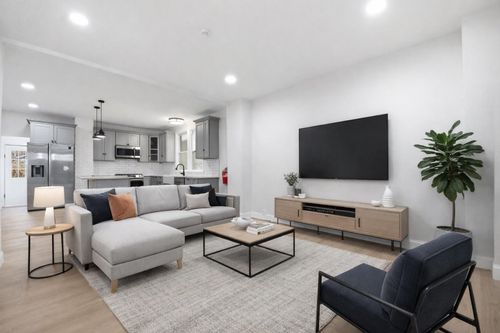 139 51st St, Bayonne, NJ, 07002 | Card Image