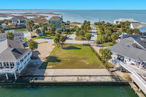 3908 Bob Smith Dr, Jamaica Beach, TX, 77554 | Card Image