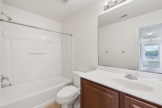 APT-98 - 1900 Little Elm Trl, Townhouse with 3 bedrooms, 3 bathrooms and 2 parking in Cedar Park TX | Image 28