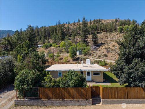 658 Twisp Carlton Rd, Twisp, WA, 98856-9717 | Card Image
