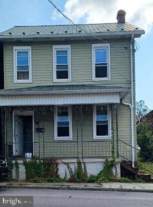 710 7th St, HUNTINGDON, PA, 16652-2424 | Card Image