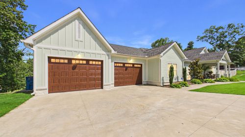 15 Driftwood Ln, Buchanan, TN, 38222-4956 | Card Image