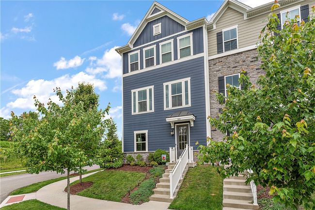 1001 Mohawk Ln, Townhouse with 3 bedrooms, 3 bathrooms and 2 parking in Mars PA | Image 50