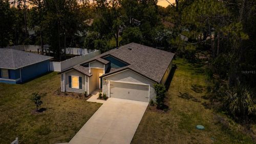 33 Pineapple Dr, PALM COAST, FL, 32164-7061 | Card Image