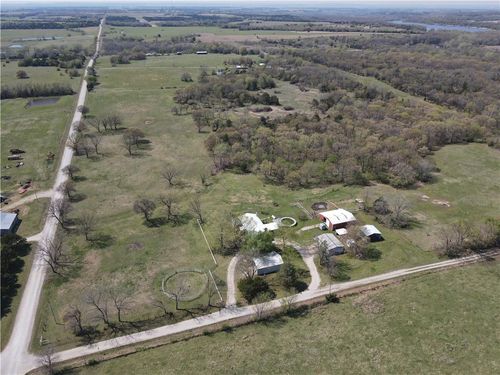3277 4300 Road, Independence, KS, 67301 | Card Image