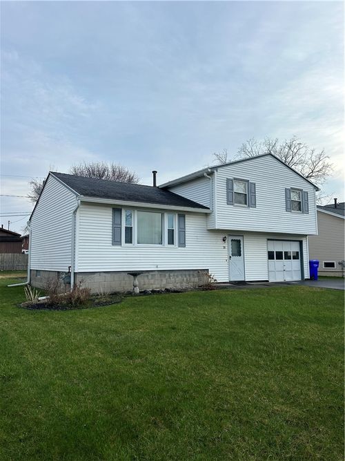 19 Morningstar Dr, Gates, NY, 14606-3910 | Card Image