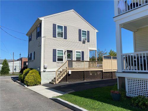 32 Rock Street, Bristol, RI, 02809 | Card Image