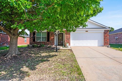 4507 Falcon Dr, Sherman, TX, 75092-4247 | Card Image