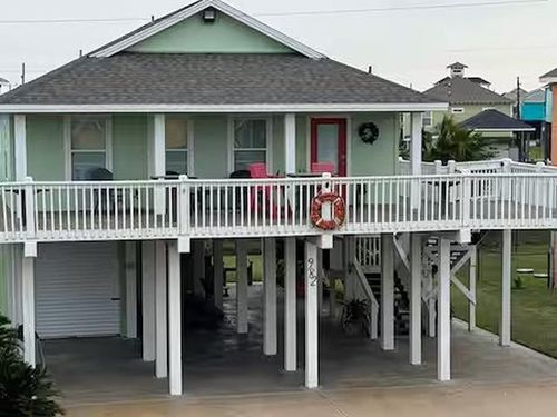 982 Nassau, Port Bolivar, TX, 77650 | Card Image