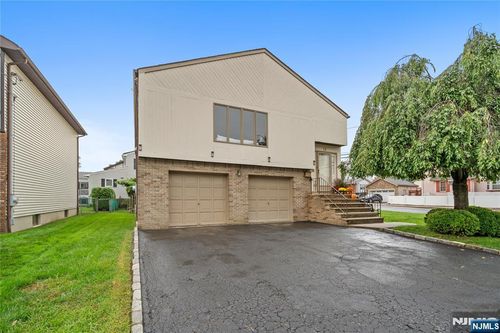 19 Howe Ave, Nutley, NJ, 07110-1307 | Card Image