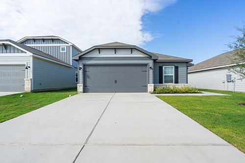 112 Wirepass Crst, Jarrell, TX, 76537-2337 | Card Image