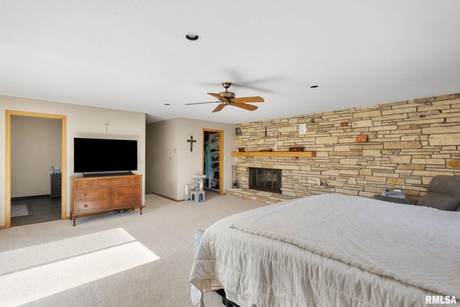 1419 3 Rd St, House other with 3 bedrooms, 4 bathrooms and null parking in Camanche IA | Image 19