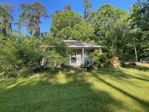 32793 La 1036 Hwy, Holden, LA, 70744-3510 | Card Image