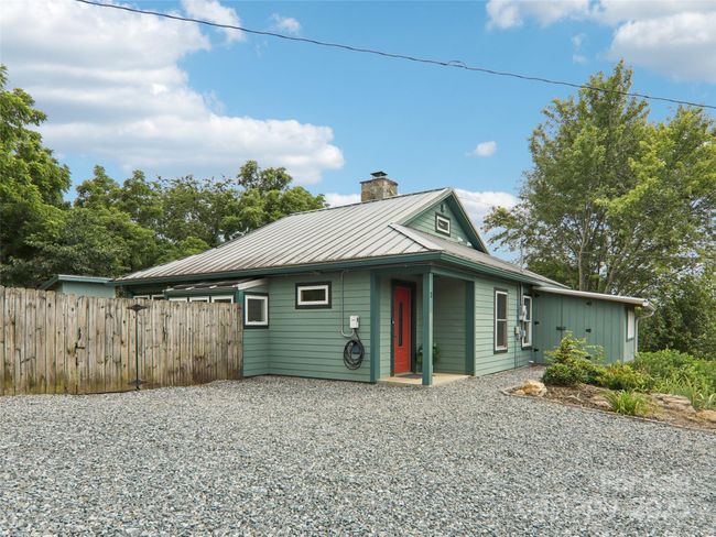 2 Briarwood Dr, House other with 2 bedrooms, 2 bathrooms and null parking in Alexander NC | Image 7