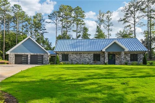 40 Red Oak Cir, Buchanan, GA, 30113-5227 | Card Image