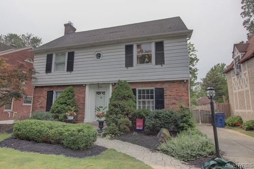 333 Brantwood Rd, Amherst, NY, 14226-4307 | Card Image