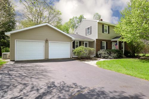 9 Patroon Pl, Glenmont, NY, 12077-3622 | Card Image