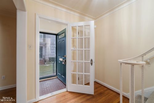 47 Cranford Ln, Grosse Pointe, MI, 48230-1514 | Card Image