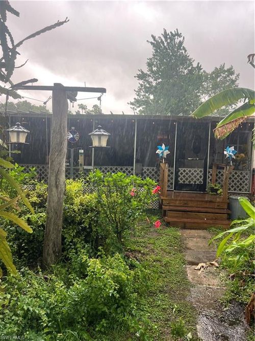 1049 Arbor Ln, MOORE HAVEN, FL, 33471-5601 | Card Image