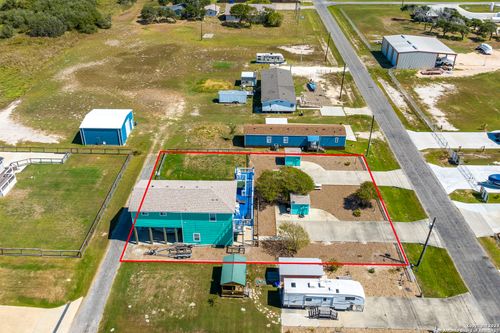 2003-2001-2003 S Doughty St, Rockport, TX, 78382-7416 | Card Image