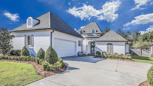 241 Rue Richard, Gray, LA, 70359-3105 | Card Image