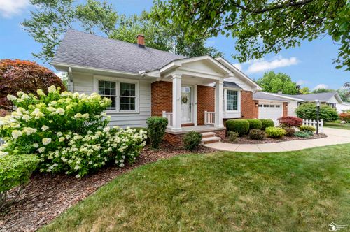542 Fox Dr, Monroe, MI, 48161-1649 | Card Image