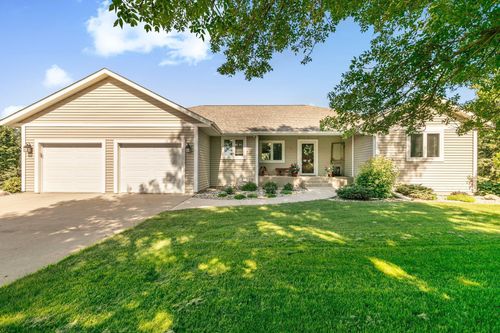 8340 County Road 5 Sw, Willmar, MN, 56201-9716 | Card Image