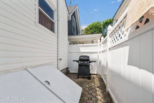 Grill Area | Image 35