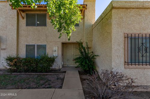 8106 N 31st Dr, Phoenix, AZ, 85051-6220 | Card Image