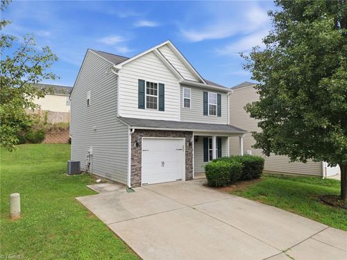 1475 Worchester St, Kernersville, NC, 27284-0100 | Card Image