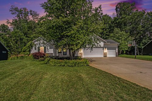 4087 Ronalds Rd, Dorr, MI, 49323-9071 | Card Image